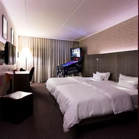 Pentahotel 4* إيزيناخ