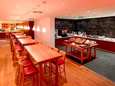 Pentahotel 호텔 4*