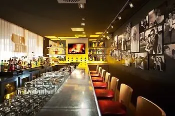 Pentahotel فندق 4*