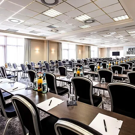 호텔 Pentahotel 4*