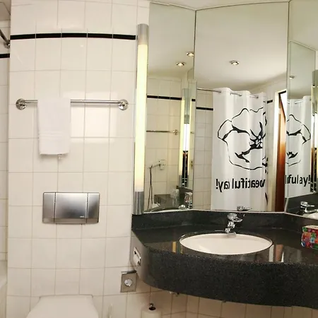 Pentahotel إيزيناخ