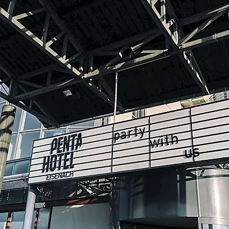 Pentahotel 4*