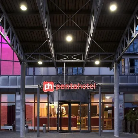 Pentahotel 4*