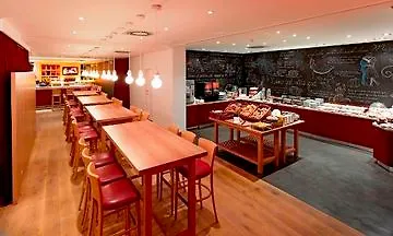 Pentahotel 4* إيزيناخ